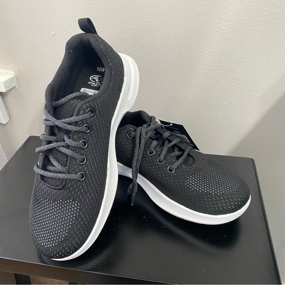 ATHLETIC WORKS WOMENS BLACK MEMORY FOAM SNEAKER ATHLETIC SHOES SZ 10, 6, 6, 7 - Picture 5 of 13